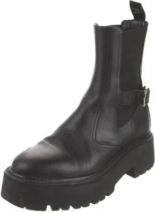 Celine - Image 2