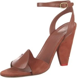 Celine - Image 2