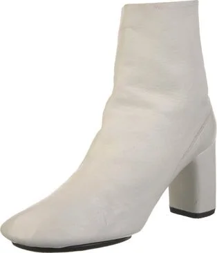 Celine - Image 2