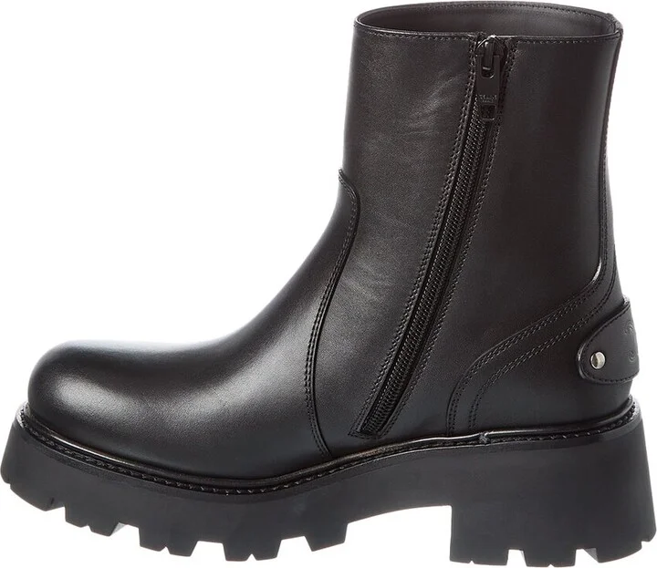 Celine Zipped Leather Boot - Image 2