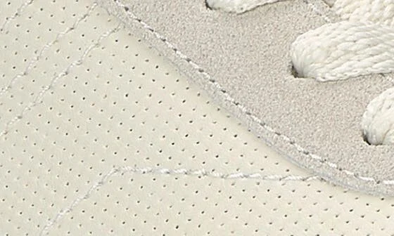Center Sneaker - Image 9