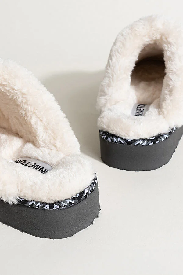 Cerise Slippers - Image 4