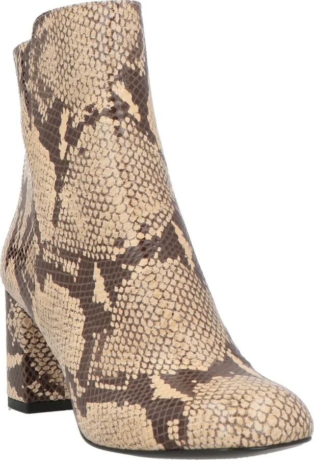 Cerruti 1881 Woman Ankle boots - Image 4