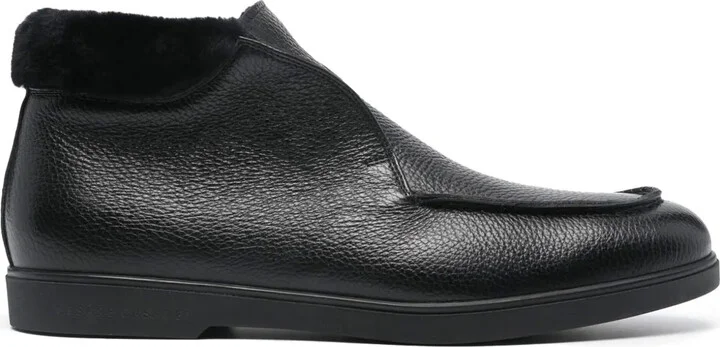 Cervo leather boots