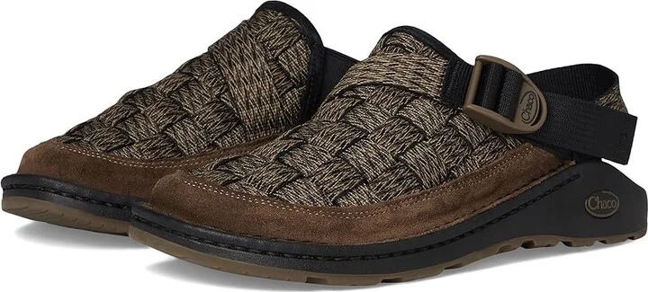 Hut Dark Sand