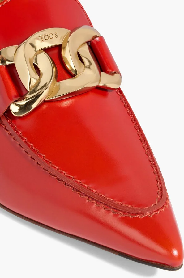 Chain-embellished leather pumps - Image 4