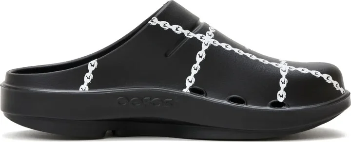 Chain-Print Flat Mules
