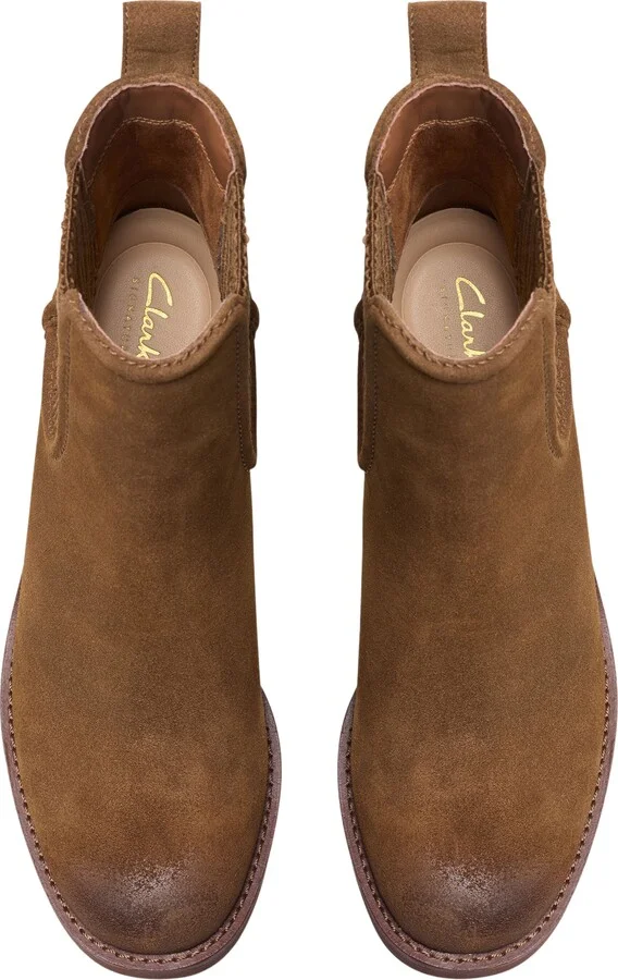 Chamberly Top Chelsea Boot - Image 10