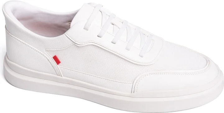 Chandler Ave Sneaker
