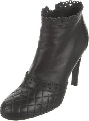 Chanel - Image 2
