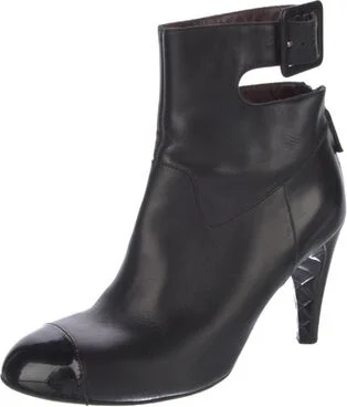 Chanel - Image 2