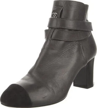 Chanel - Image 2