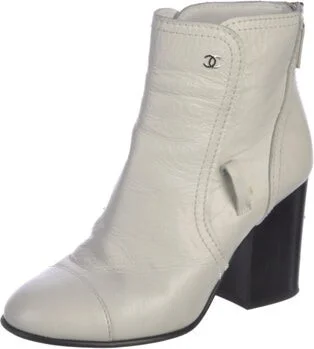 Chanel - Image 2