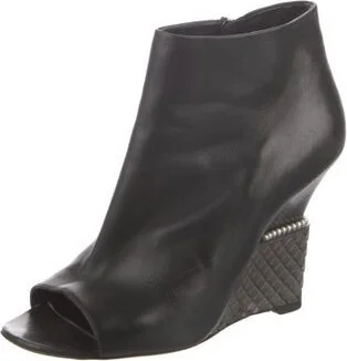 Chanel - Image 2