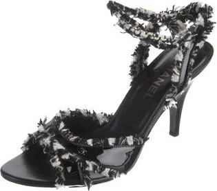 Chanel - Image 2