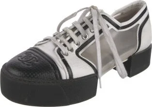 Chanel - Image 2