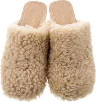 Chanel - Image 2