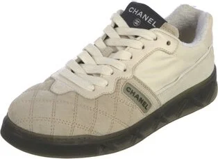 Chanel - Image 2