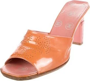 Chanel - Image 2