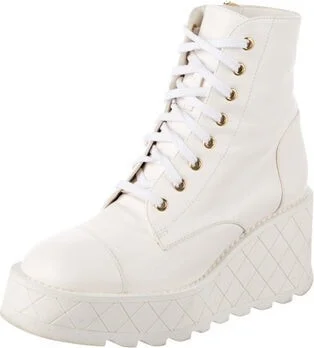 Chanel - Image 2