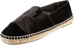 Chanel - Image 2