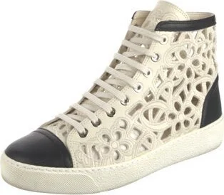 Chanel - Image 2