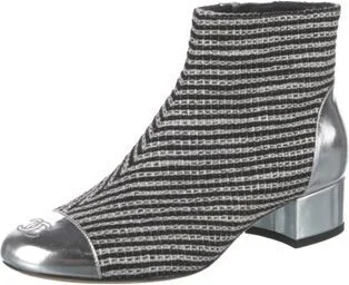 Chanel - Image 2