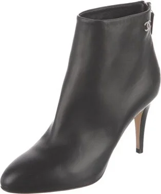 Chanel - Image 2