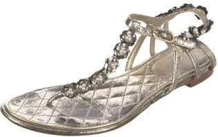 Chanel - Image 2