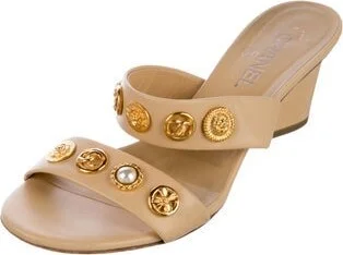 Chanel - Image 2