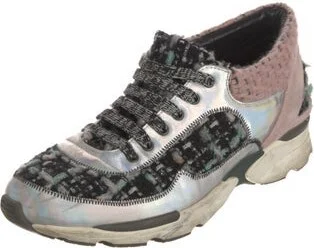 Chanel - Image 2