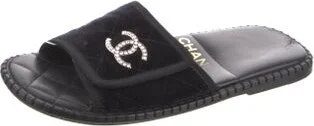 Chanel - Image 2