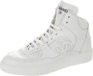 Chanel - Image 2