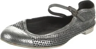 Chanel - Image 2
