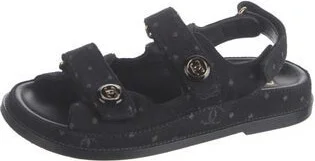 Chanel - Image 2