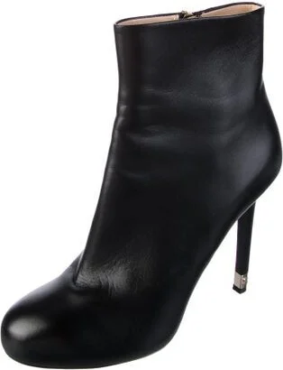 Chanel - Image 2
