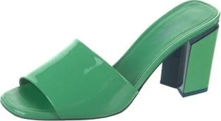 Chanel - Image 2