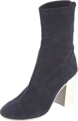 Chanel - Image 2