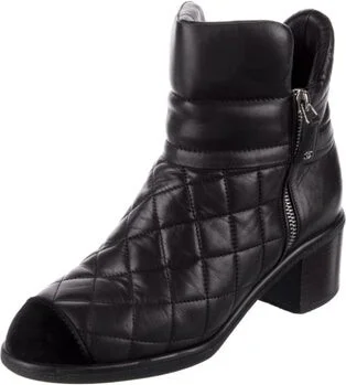 Chanel - Image 2