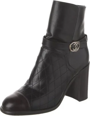 Chanel - Image 2