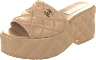Chanel - Image 2