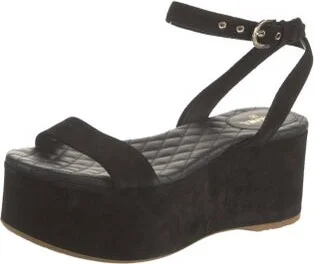 Chanel - Image 2