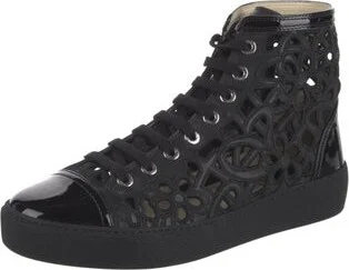 Chanel - Image 2