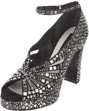 Chanel - Image 2