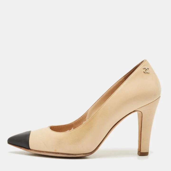 Chanel Beige/Black Leather Pointed Toe Pumps Size 36.5
