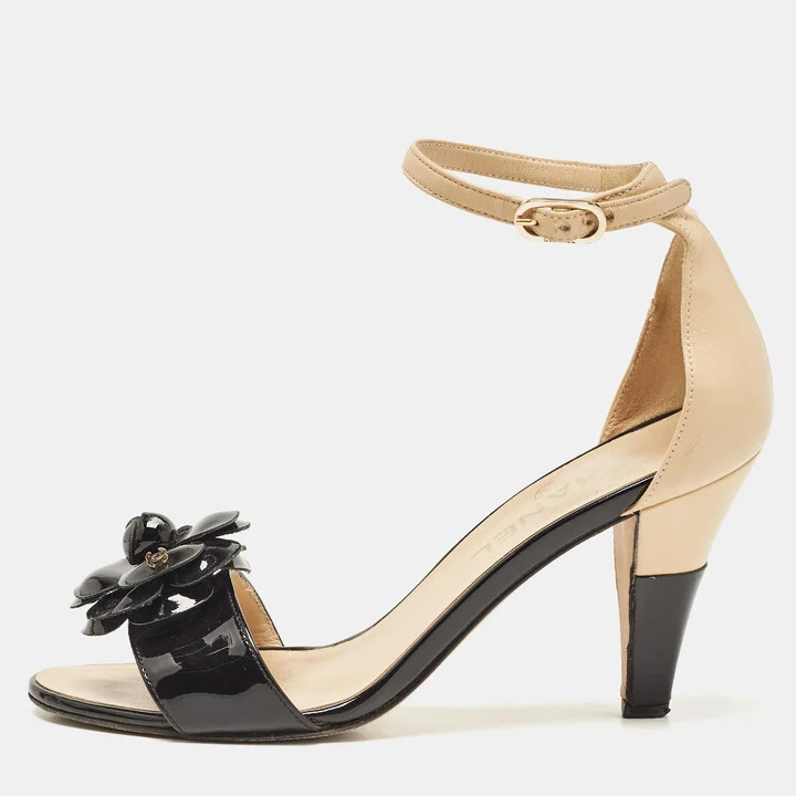 Chanel Black/Beige Patent Leather Camellia Ankle Strap Sandals Size 37