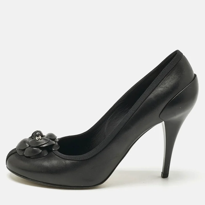 Chanel Black Leather Camellia Pumps Size 40