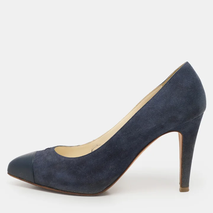 Chanel Blue Leather and Suede CC Cap Toe Pumps Size 38.5