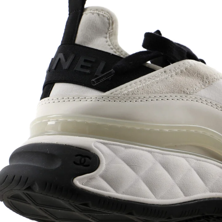 CHANEL Men's CC Low-Top Sneakers Suede with Leather and Fabric - Image 6