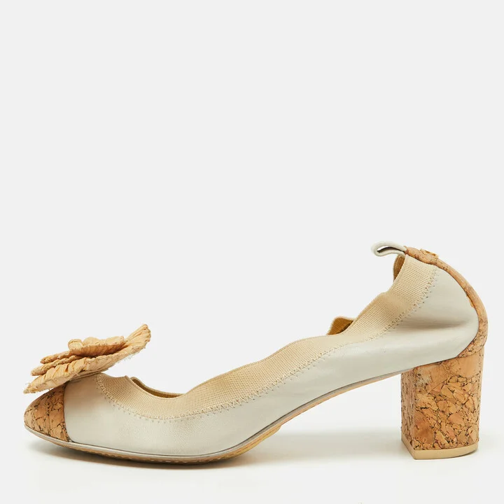 Chanel White/Beige Leather Cork and Raffia Camellia CC Block Heel Pumps Size 37.5
